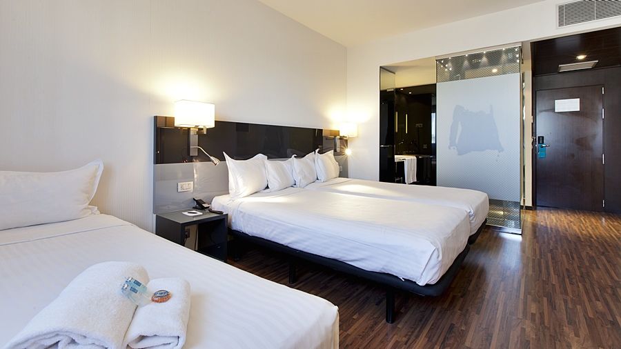 Hotel Ciudad De Мостолес Екстер'єр фото