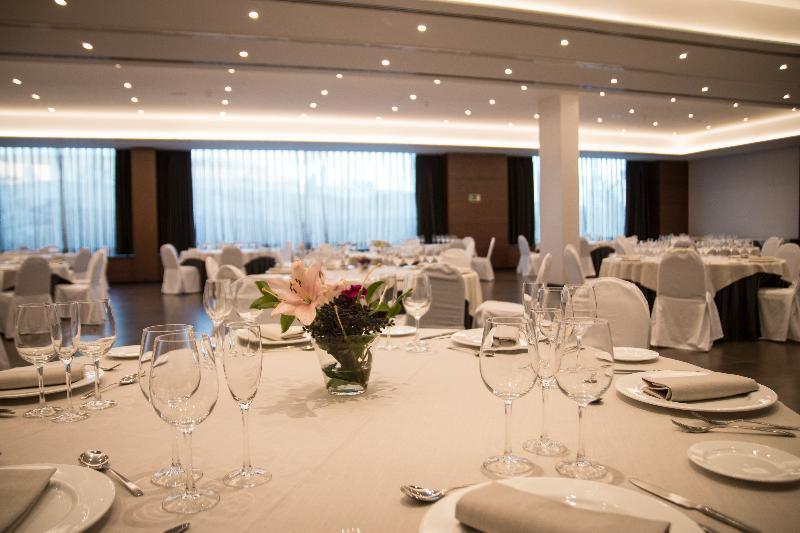 Hotel Ciudad De Мостолес Екстер'єр фото